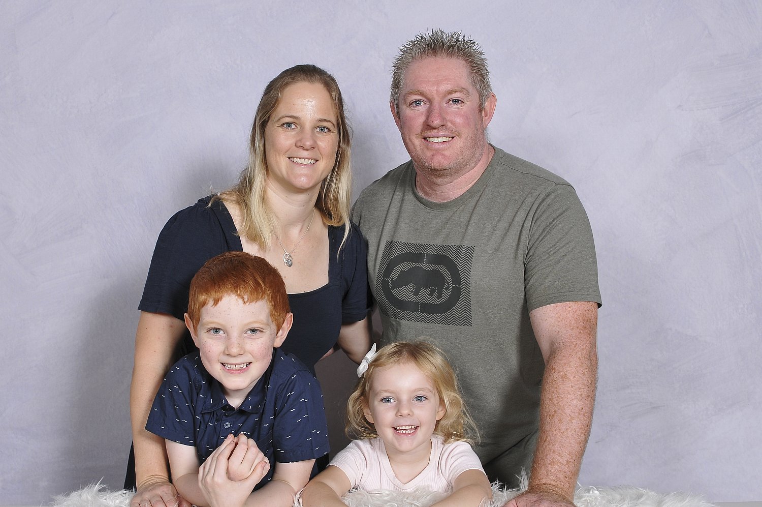 Raceview Kindergarten & Child Care - Family Portrait Fundraiser - Saturday 11th October